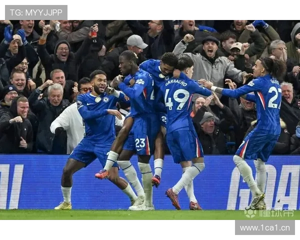 切尔西中场逐渐崭露头角,状态回暖值得关注的表现分析与未来展望 切尔西中场逐渐崭露头角,状态回暖值得关注的表现分析与未来展望