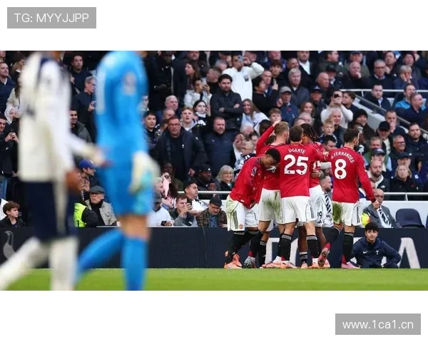 曼联问题凸显:球员能力与战术体系孰为主因? 曼联问题凸显:球员能力与战术体系孰为主因?