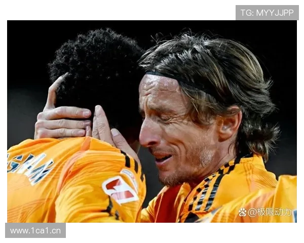 瓦伦西亚传统强队光环消退,竞争力弱化导致赛季表现受限 瓦伦西亚传统强队光环消退,竞争力弱化导致赛季表现受限