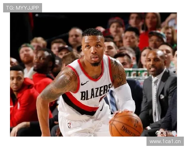 利拉德突破制造对抗拉开差距 提升球队关键得分效率