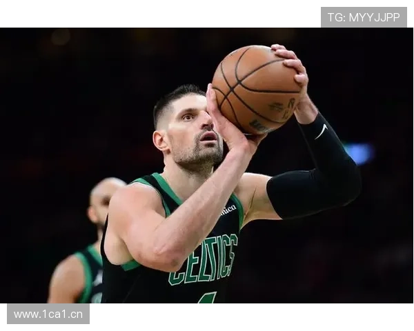 武切维奇挡拆制造错位，比以往让拉文接球更高效