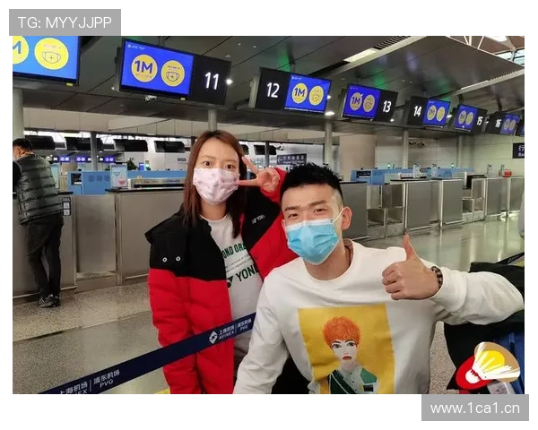 黄雅琼下机场那阵仗，随行比我婚礼还气派